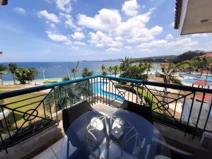 Nasugbu Resort, Beachfront Condo in Canyon Cove A1-301