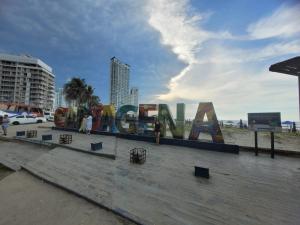 PaSo por la PlAyA cArtAgEnA