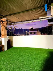 Habitación versátil y acogedora