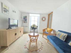 Appartement 2 Chambres avec Jardin Privé Proche Plage - FR-1-364-133
