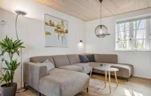 Nice Home In Sønder Felding With Sauna