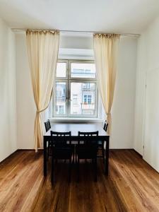 Chic Studio Retreat Near Augarten Park