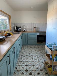 Casa en el centro de Puerto Varas - 3-star hotels in Puerto Varas