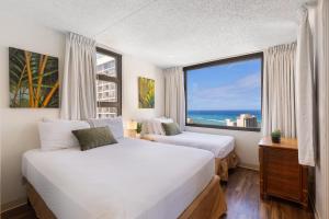 Sky-High Oceanview Escape at Waikiki Banyan with Free Parking (23214)