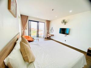 DOLPHIN hotel Thiên Cầm