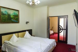 Triple Room room in Pensiunea Schwartz