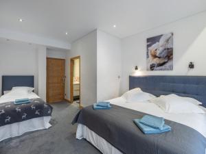 Appartements Loft Emeraude: 7 pers, spa, piscine, parking - FR-1-809-12 : photos des chambres