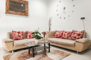 Urbanview Hotel Syariah near RSIA Annisa Jelutung Jambi