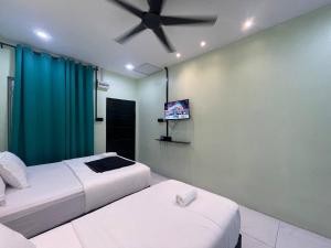 Roomstay Rania, Rizqi & Rayyan