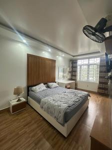 Ớt Hostel - 128 Cái Bèo, TT Cát Bà