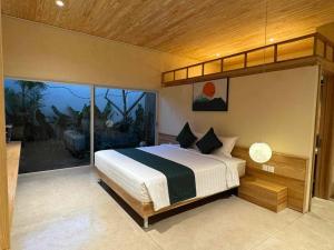 Vả Riverside Retreat