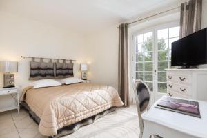 Hotels La Bastide De Tourtour Hotel & Spa : photos des chambres