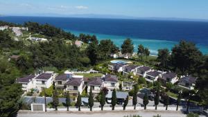 Villa Celeste - Panoramic Sea Views, Gated Complex
