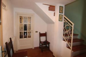 Five Lands Pink Cottage