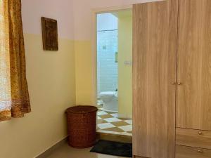 Bengaluru Flat With Garden