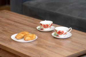 Comfortable Apartment Near the Old Town by Noclegi Renters