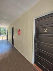 Reds Roomstay Pantai Penarik 2