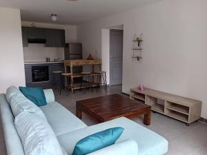 Appartements Haute-Corse Bas de villa , 2 chambres de 70 m2 , vue mer , jardin et terrasse : photos des chambres