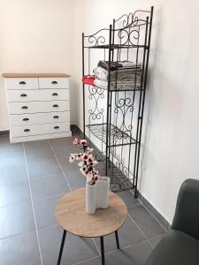 Appartements Haute-Corse Bas de villa , 2 chambres de 70 m2 , vue mer , jardin et terrasse : photos des chambres