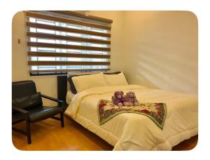 Semi D 4BR 1min to KSL & Holiday Plaza 8-10pax