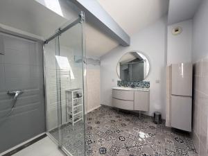 Appartements Tout a pied & farniente ! Appartement lumineux avec terrasse : photos des chambres