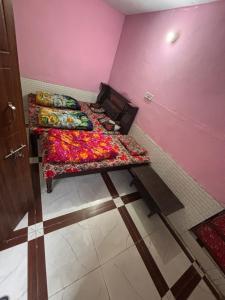 Omji - Susharda Sewa Sansthan Jankichatti Near Yatra Starting Point, Yamunotri