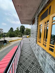 Bir Breeze Homestays