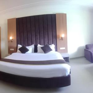 Pax Hotel Spring Solance