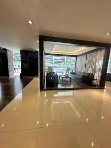 2 BEDROOM HOME Near Mall of Asia