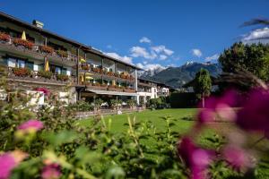 Alpenjuwel Parkhotel Wallgau 4 Sterne Superior Genusshotel mit Spa feinster Kulinarik & Golf Ihr Rückzugsort inmitten der Alpen mit Tradition und Eleganz