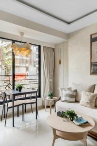 Selene 2BHK Bandra W by The Bombay Home Company