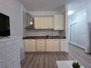 Los Cristianos - Edificio Rosamar