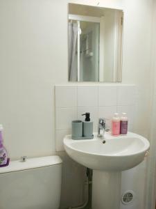 Appartements La Petite Adresse Studio-Grange Blanche-Lyon 3 : photos des chambres