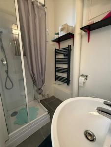 Appartements La Petite Adresse Studio-Grange Blanche-Lyon 3 : photos des chambres