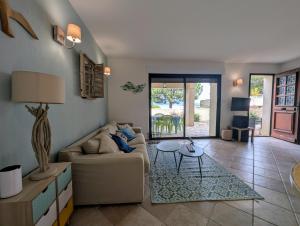 Appartements L'Acacia - plage d'Argent à 300m - 4hvězdičkové hotely ve městě Coti-Chiavari