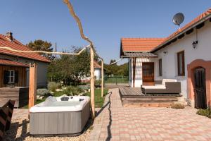 Tiszatardos Vendégházak - Apartmanok Tokaj és a Tisza közelében