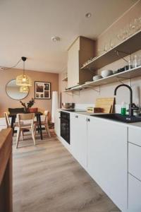 Bris Apartments