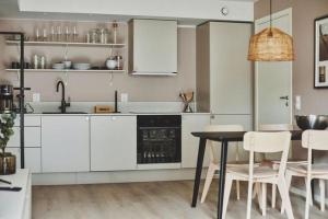 Bris Apartments