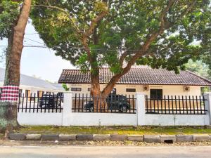 Roemah Kavaleri powered by Cocotel