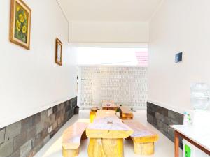 Roemah Kavaleri powered by Cocotel