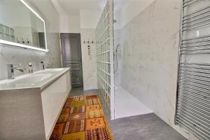 B&B / Chambres d'hotes B&B Villa Ganesh : Chambre Double