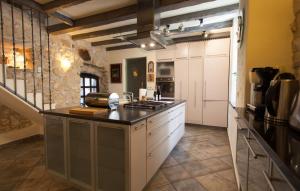 House in the olive grove by Villas Guide