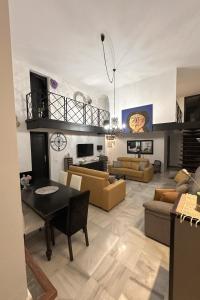 Hombre de Piedra House