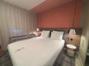 Hotels Novotel Suites Clermont Ferrand Polydome : Suite Double Supérieure avec Canapé-Lit