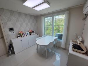 JWs Bukhansan Healing Stay I