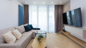 Beach & Blue Breeze Apartment