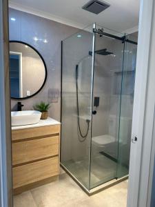 Cozy Modern Werribee house withAmenities