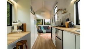 Wodalla Horse Farmstay by Tiny Away