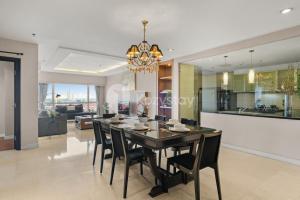 Corinna by Kozystay - Senayan