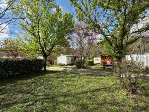 Campings Camping Le Clocher de Neyran : photos des chambres